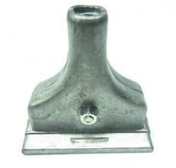 TOMADA CARR 6 POLOS-MACHO/QUADR/ALU - Código 824-1-1